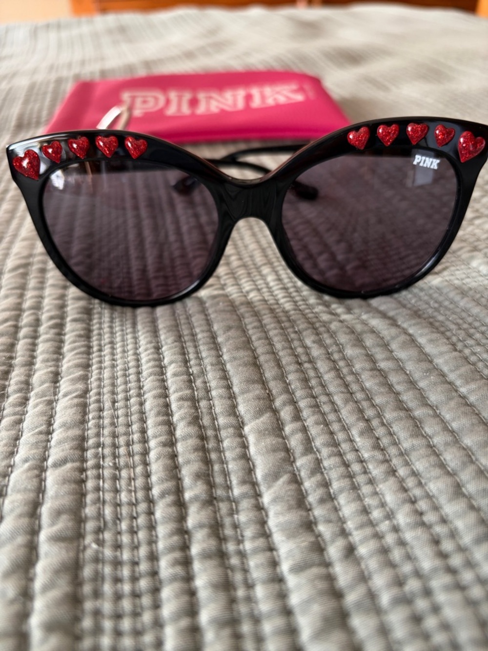 PINK Victoria's Secret Black Cateye Sunglasses with Pink Glitter Hearts - Picture 2 of 2